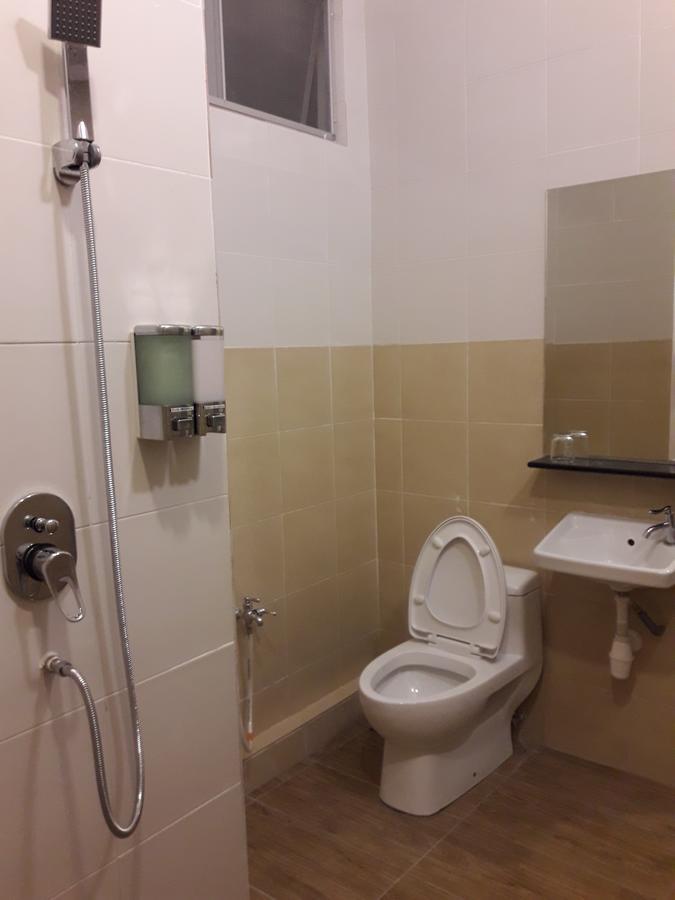 De Benz Hotel 2*